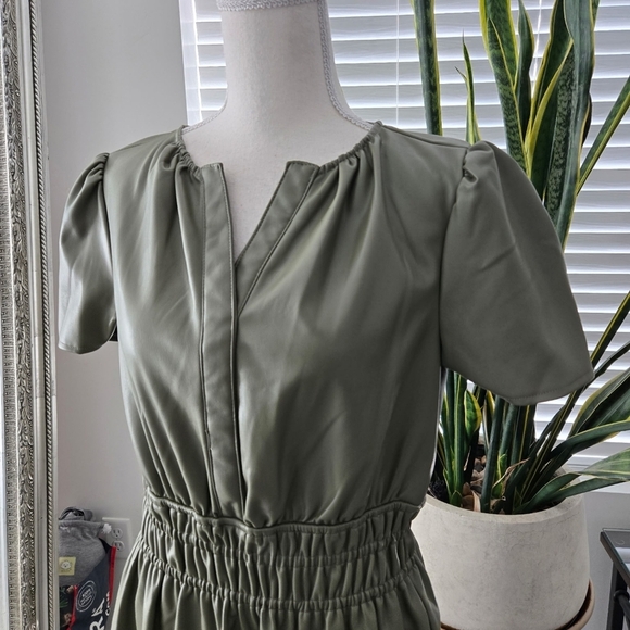 Grey Collective Split Neck Short Sleeve Faux Leather Minidress. Size Small. New. - Picture 3 of 9